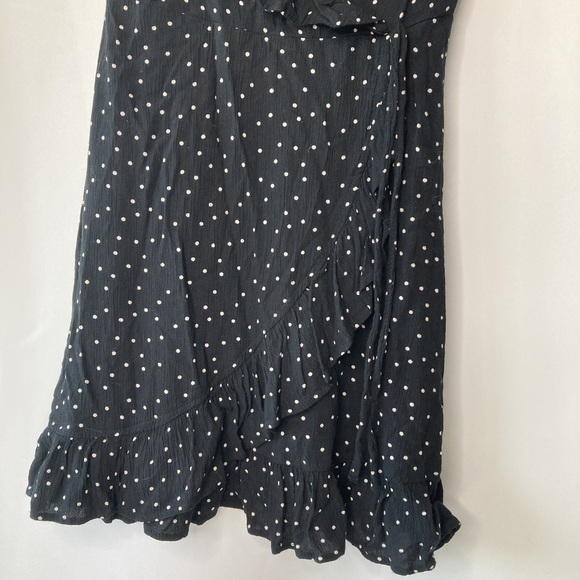 AEO Women's Black Poker Dot Pattern Wrap Mini Dress Size XS - Picture 7 of 13